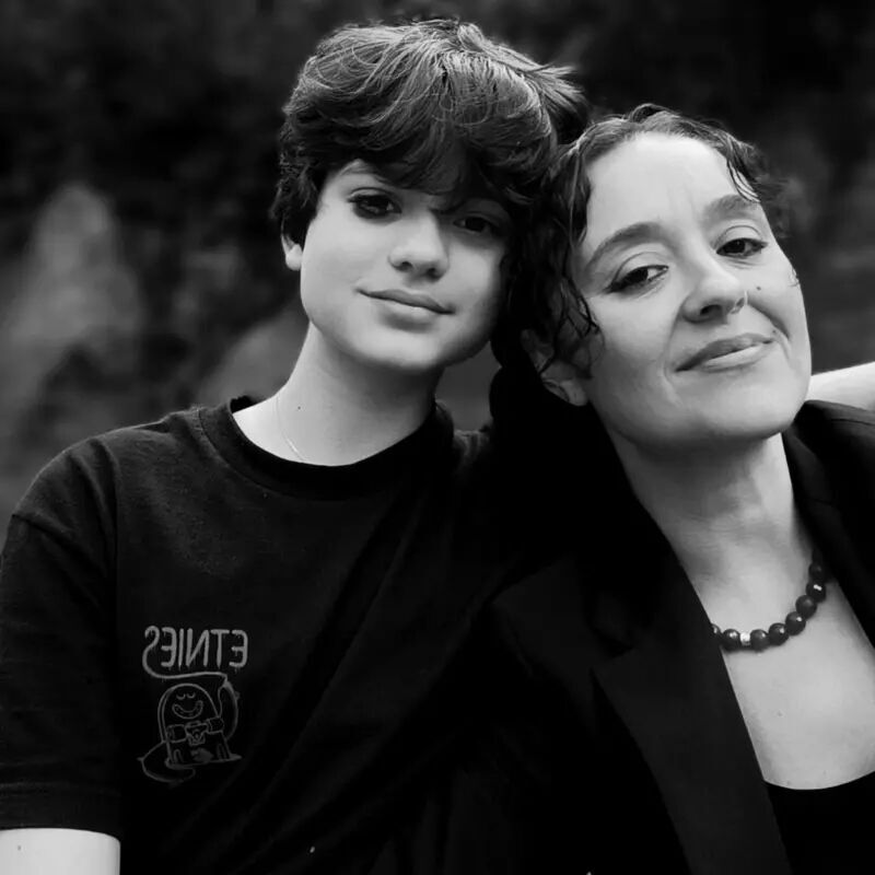 Yasemin Minguzzi kimdir, nereli? Yasemin Minguzzi kimdir, nereli? - 1. Resim