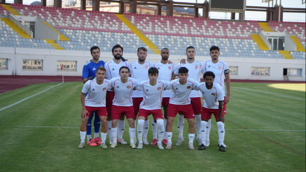 "Yerli Messi"nin yeni takımı belli oldu! Resmi açıklama gelmeden maça bile çıktı "Yerli Messi"nin yeni takımı belli oldu! Resmi açıklama gelmeden maça çıktı - 1. Resim