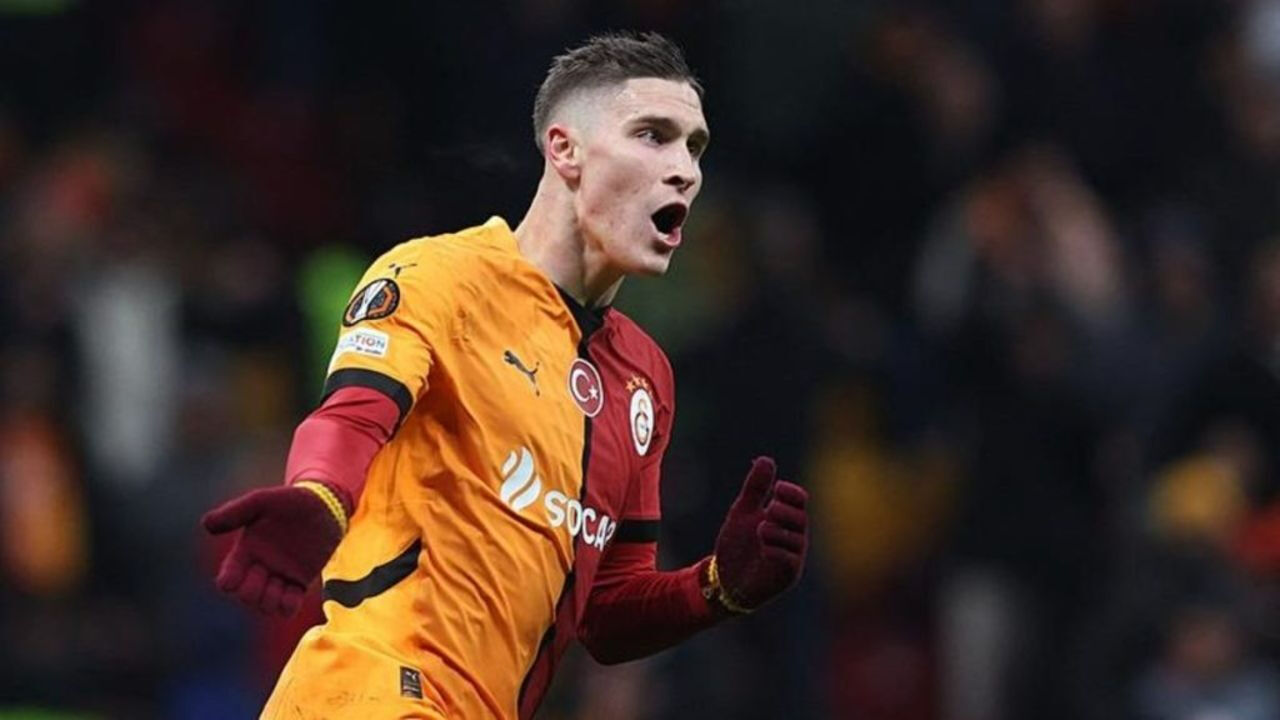 10 dakikada Galatasaray! Sallai'den aylar sonra itiraf: Açıklamak imkansız 10 dakikada Galatasaray! Sallai'denaylar sonra  itiraf: Açıklamak imkansız - 2. Resim