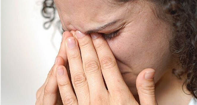 Burnunuz sürekli tıkalıysa dikkat! Altında bu tehlikeler yatıyor olabilir Burnunuz sürekli tıkalıysa dikkat! Altında bu tehlikeler yatıyor olabilir - 2. Resim