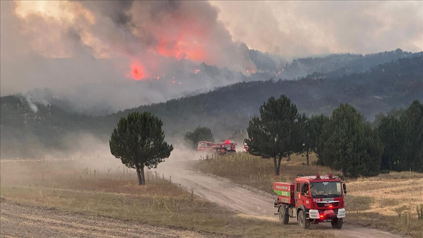 Eskişehir yangını söndürüldü mü? 26 Temmuz orman yangını son durum Eskişehir yangın söndürüldü mü? - 2. Resim