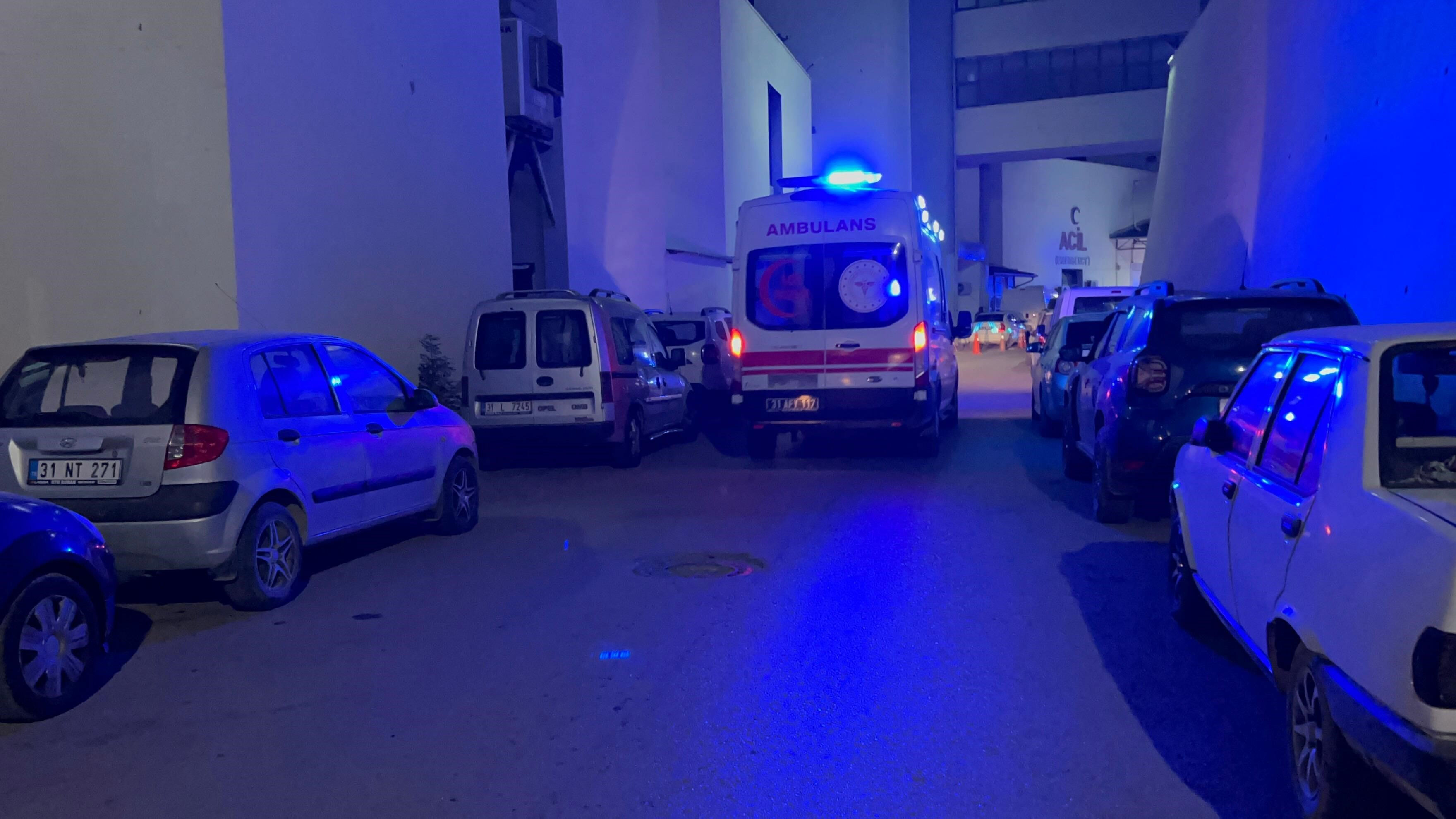 Hatay'da 2 askerden acı haber! Yüksek ateş nedeniyle hastaneye kaldırılmışlardı... Hatay'da 2 askerden acı haber! Yüksek ateş nedeniyle hastaneye kaldırılmışlardı... - 1. Resim