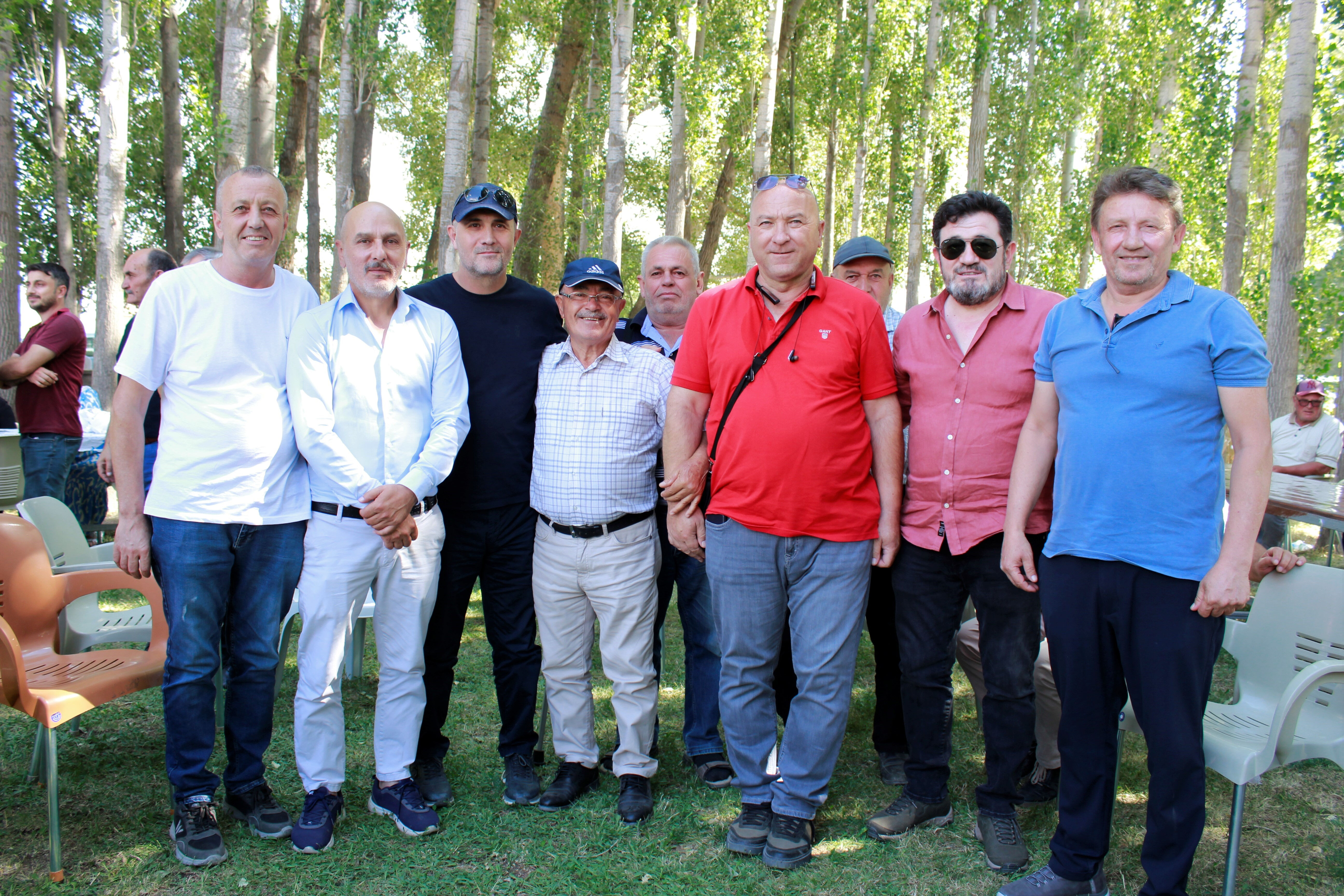 45 yıl sonra duygulandıran buluşma! Gözyaşlarını tutamadı: Hep aklımdaydı, ismini hiç unutmadım - 3. Resim