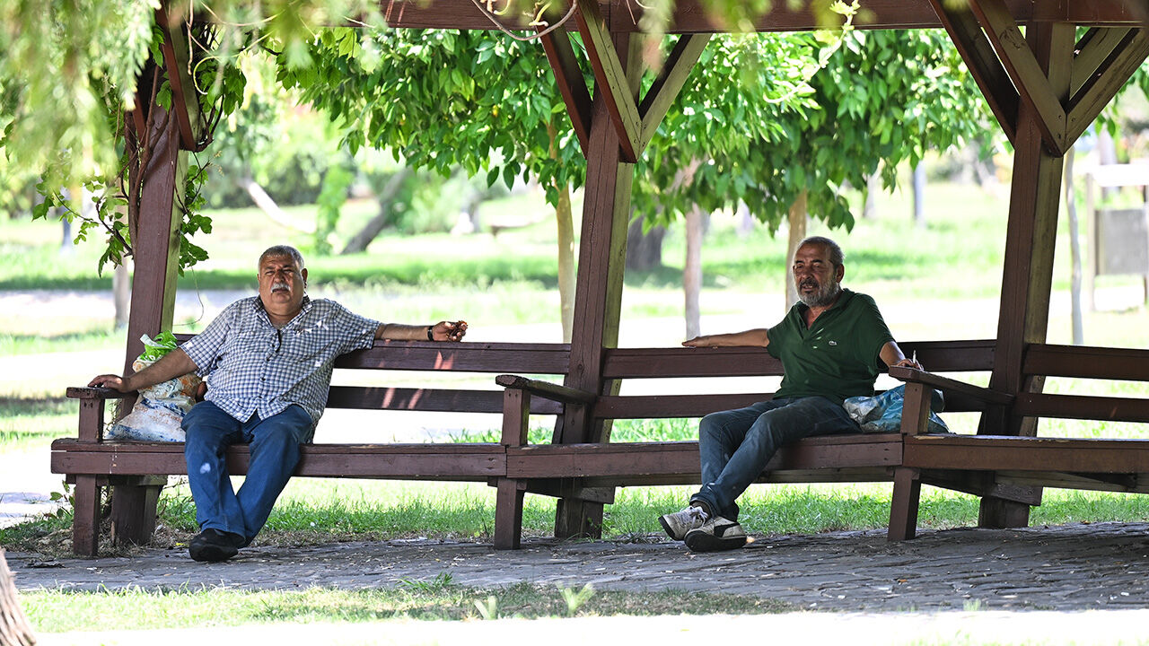 Gündüz ayrı gece ayrı kavrulacağız! Yeni rekorlar yolda... 'Tropikal gece yaşanacak' - 2. Resim