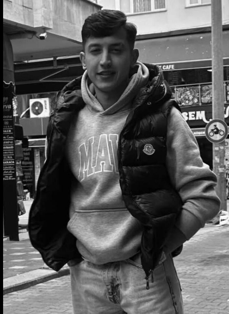 Hayatının baharını yaşayamadı! Kocaeli'de saldırıya uğrayan genç bıçaklanarak öldürüldü - 2. Resim