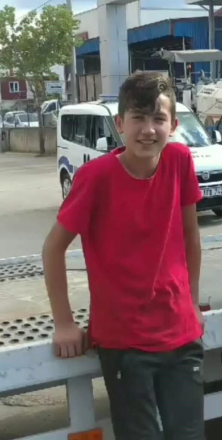 Hayatının baharını yaşayamadı! Kocaeli'de saldırıya uğrayan genç bıçaklanarak öldürüldü - 1. Resim