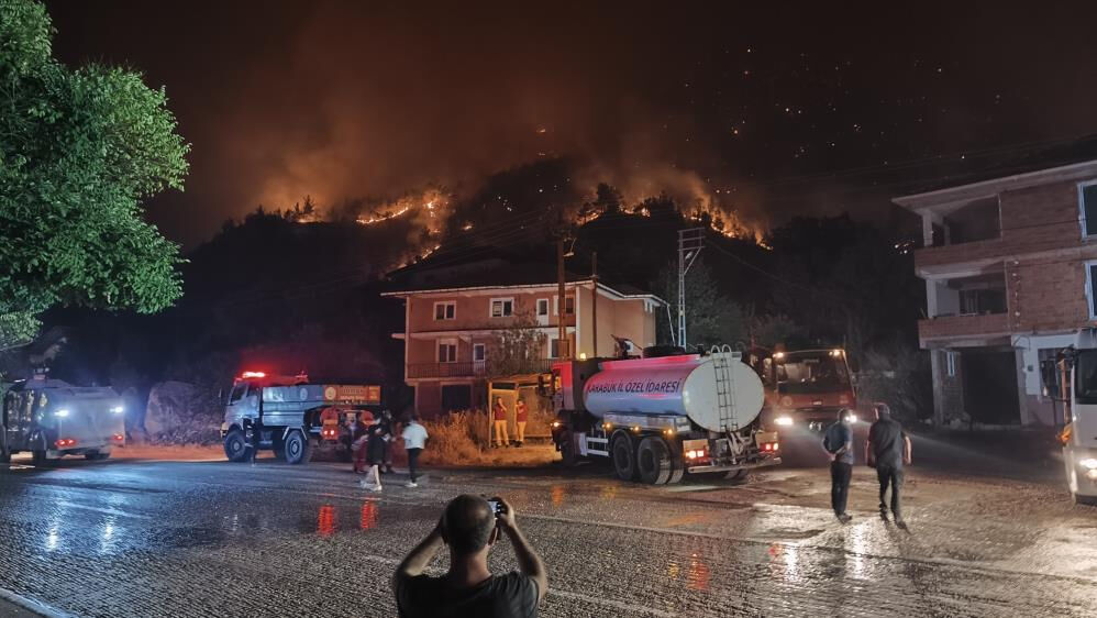 Karabük günlerdir yanıyor! Felaketin boyutu havadan görüntülendi Karabük günlerdir yanıyor! Felaketin boyutu havadan görüntülendi - 2. Resim