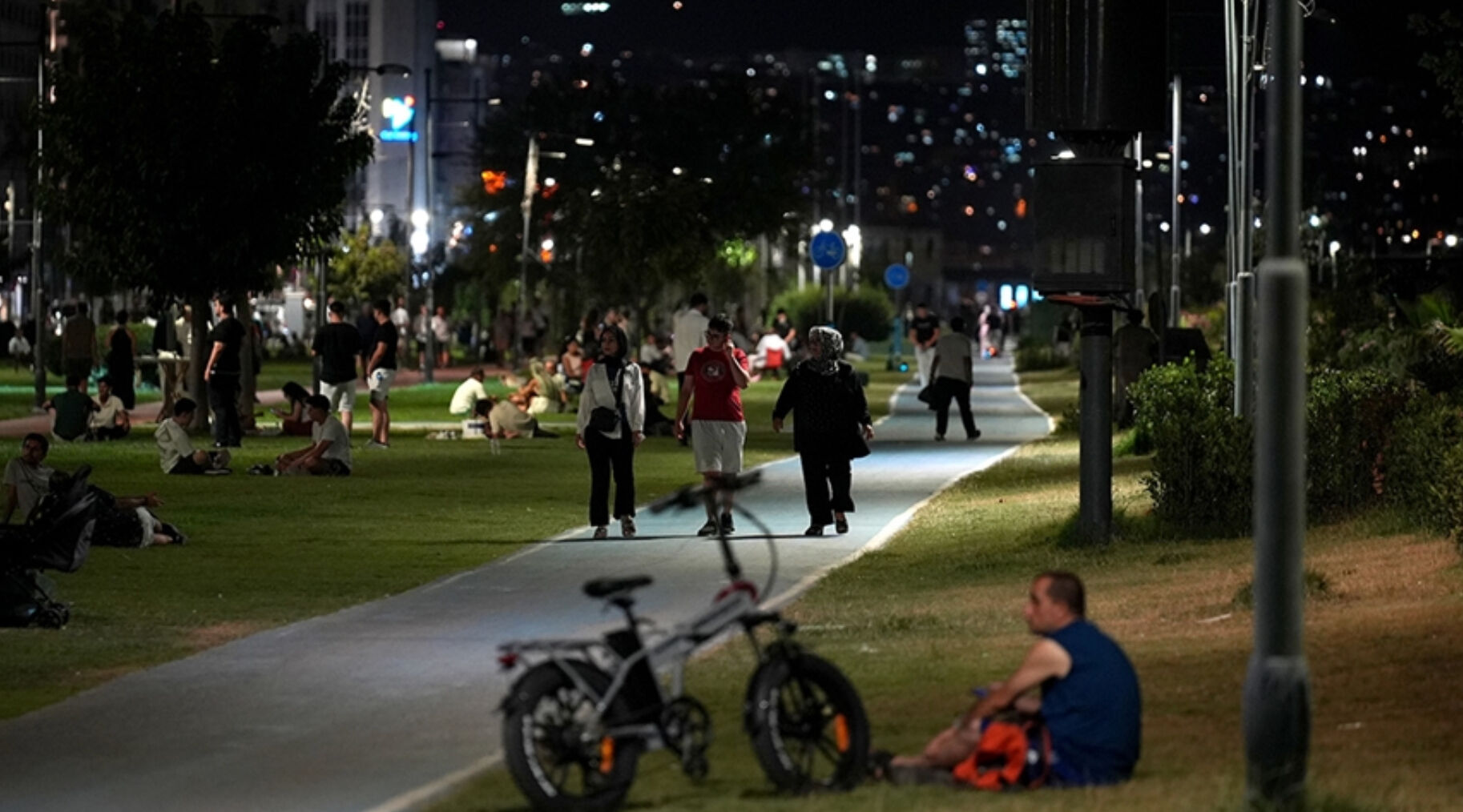 Tropikal gece nedir? Türkiye'de bu hafta tropikal gece etkisini gösterecek - 1. Resim