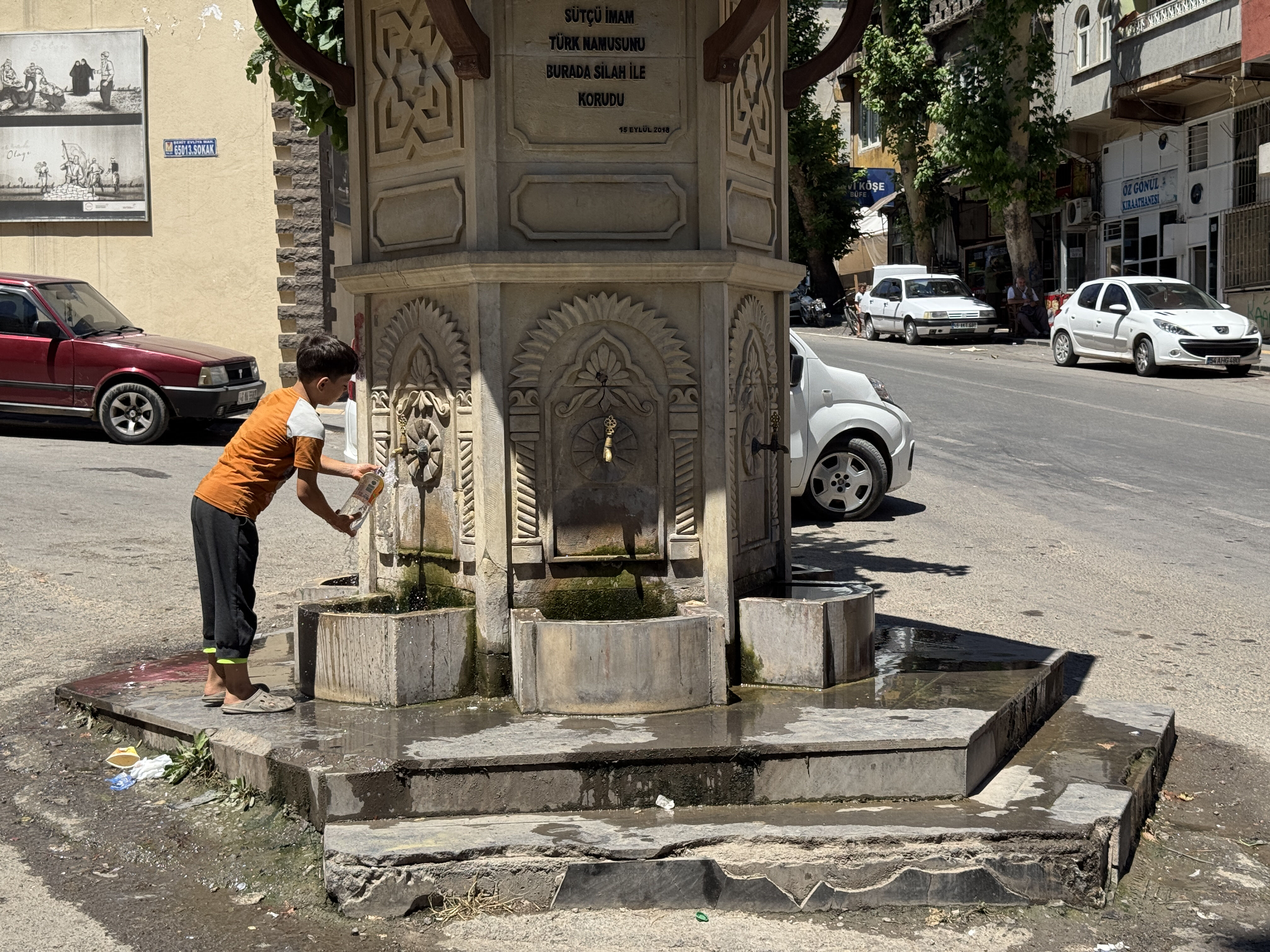 Türkiye kavruluyor! 14 ilde de aynısı oldu, 40 derece üzeri... Türkiye kavruluyor! 14 ilde de aynısı oldu, 40 derece üzeri... - 1. Resim