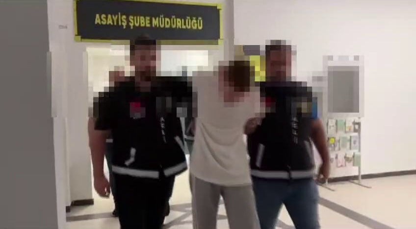 21 yaşındaki genç vahşice katledildi! 3 kişiye tutuklama 21 yaşındaki genç vahşice katledildi! 3 kişiye tutuklama - 1. Resim