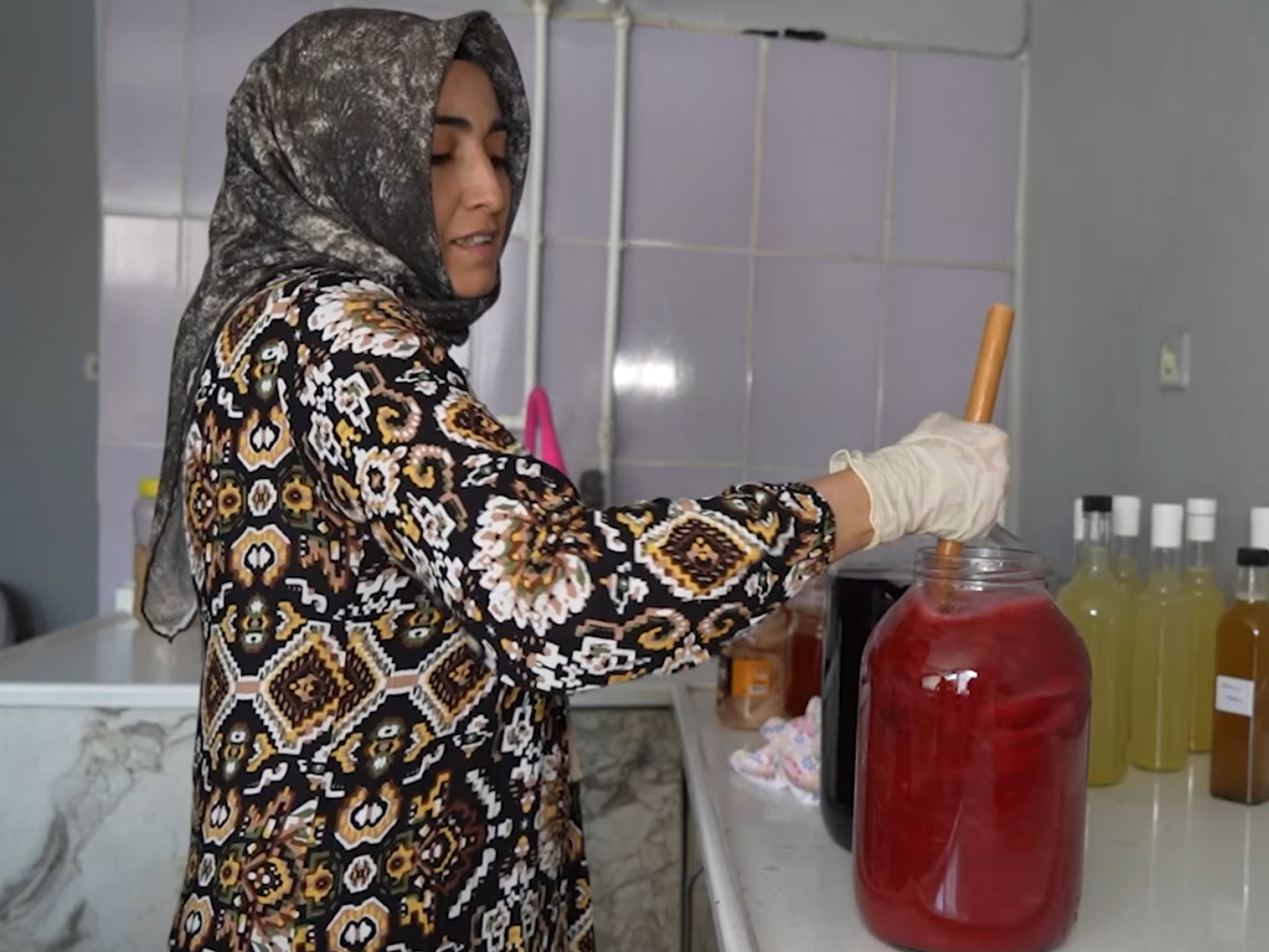 30 farklı çeşit üretiyorlar! Tam bir şifa kaynağı, 3 ay dinlenip sofralara geliyor 30 farklı çeşit üretiyorlar! Tam bir şifa kaynağı, 3 ay dinlenip sofralara geliyor - 1. Resim