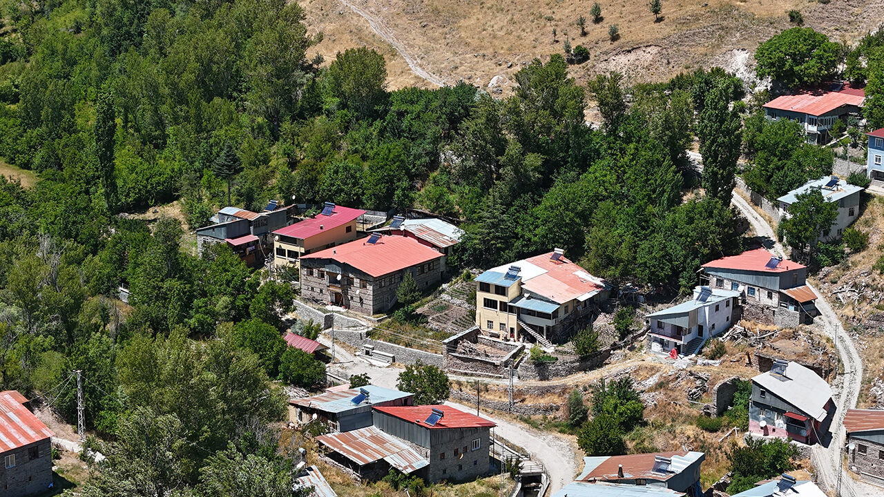 Bozkırın ortasında saklı bir hazine! Adeta vahayı andırıyor, gören hayran kalıyor - 3. Resim