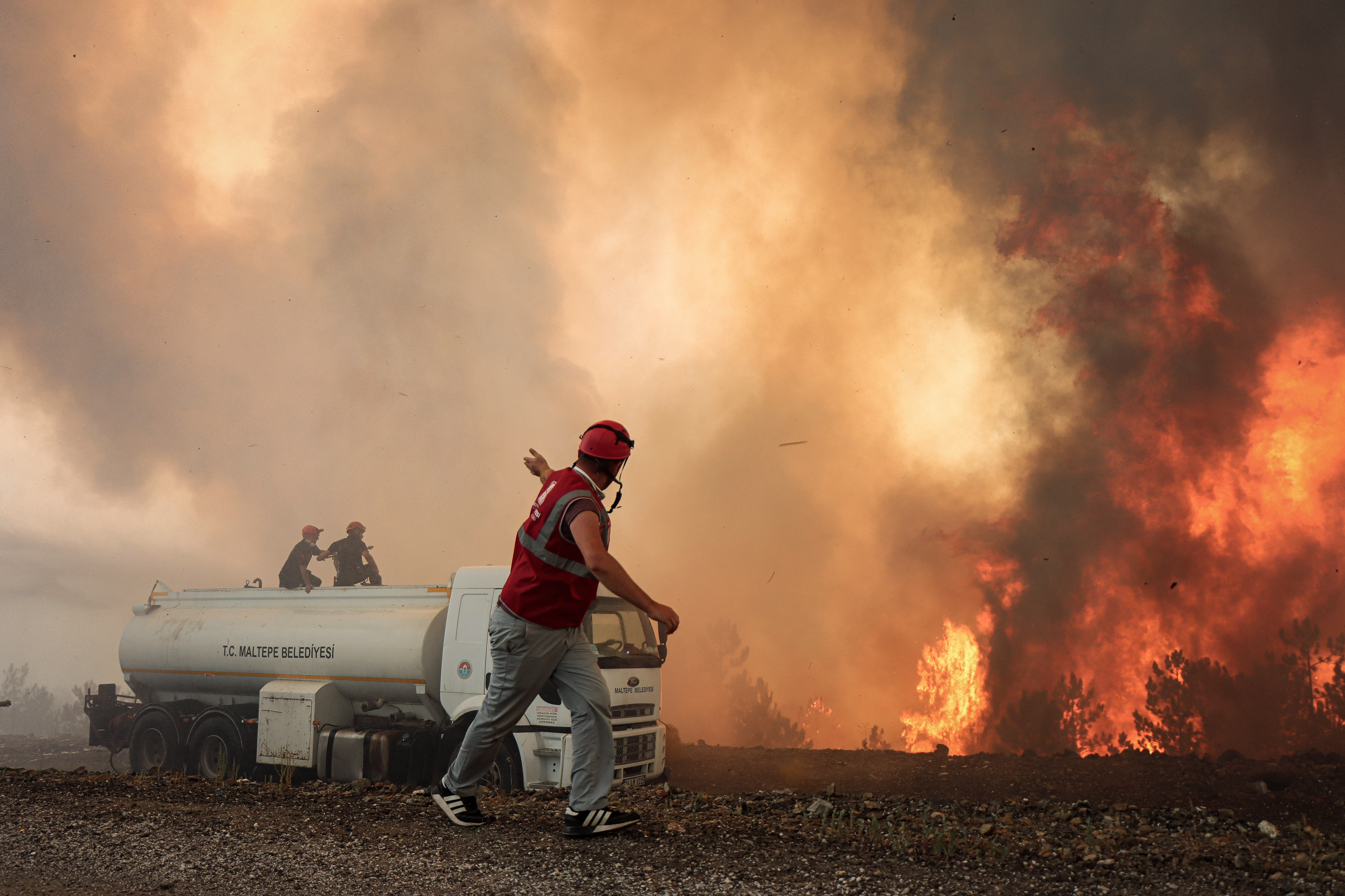 Bursa'da alevler yeniden yükseldi! 1 köye giriş-çıkış yasaklandı - 2. Resim
