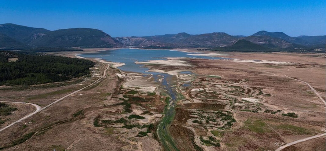 İzmir barajlarında son durum ne? Balçova, Gördes, Tahtalı, Ürkmez, Kutlu Aktaş barajları kritik seviyede İzmir barajlarında son durum ne? Balçova, Gördes, Tahtalı, Ürkmez, Kutlu Aktaş barajları kritik seviyede - 2. Resim