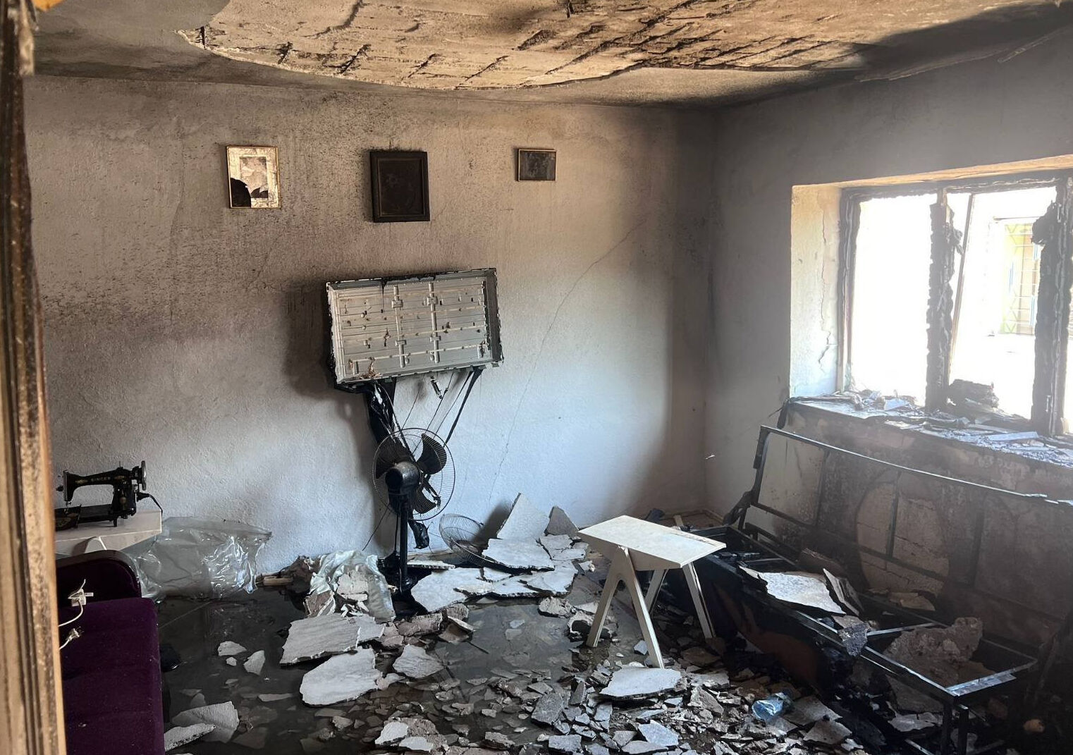 Kayınpederinin evini yaktı, yıktı... Gözü dönen damat kaçarken kıskıvrak yakalandı - 1. Resim