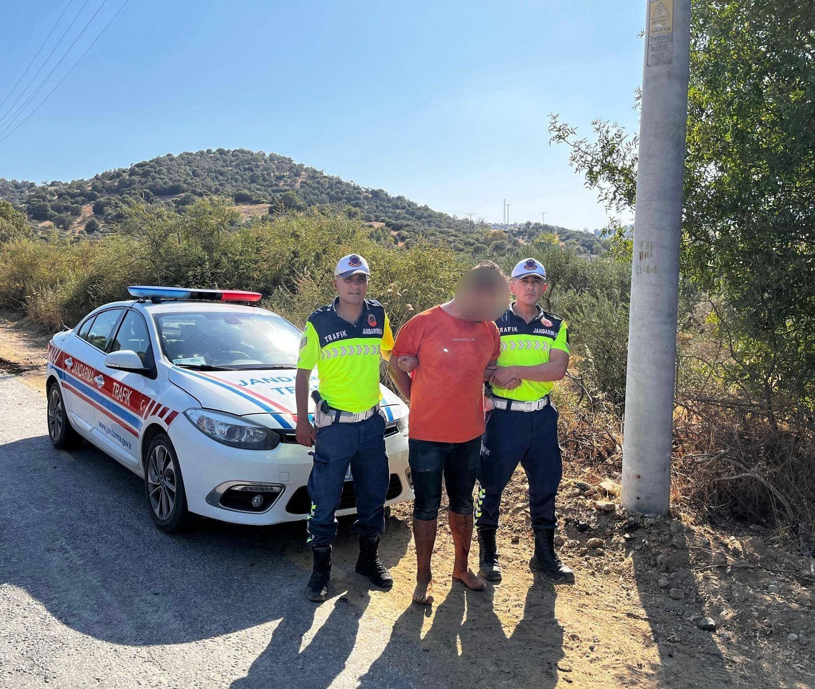 Kayınpederinin evini yaktı, yıktı... Gözü dönen damat kaçarken kıskıvrak yakalandı - 2. Resim