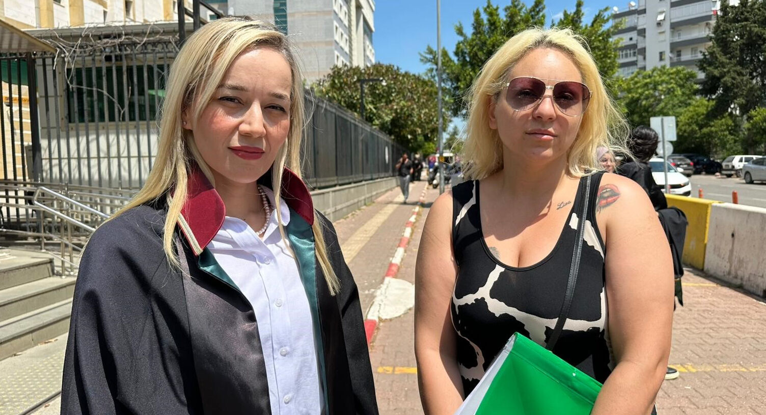 Kızının taciz sözleri sonrası kapıcıya saldırdı! Öfkeli anne karşı tarafından talebini duyunca isyan etti Kızının taciz sözleri sonrası kapıcıya saldırdı! Öfkeli anne karşı tarafından talebini duyunca isyan etti - 2. Resim