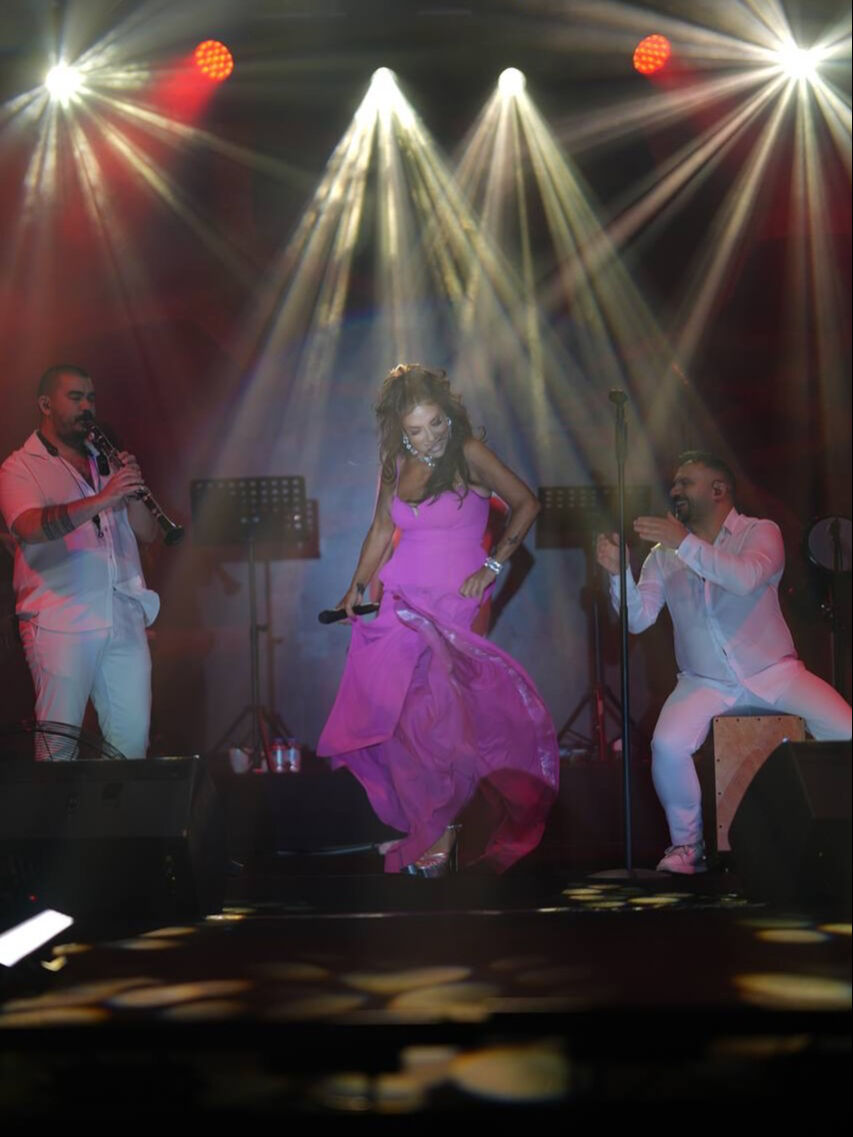 Şarkıcı Işın Karaca 4 ayda 24 kilo verdi! Son halini görenler inanamadı: "Bu o olamaz kandırıyorsunuz" - 5. Resim