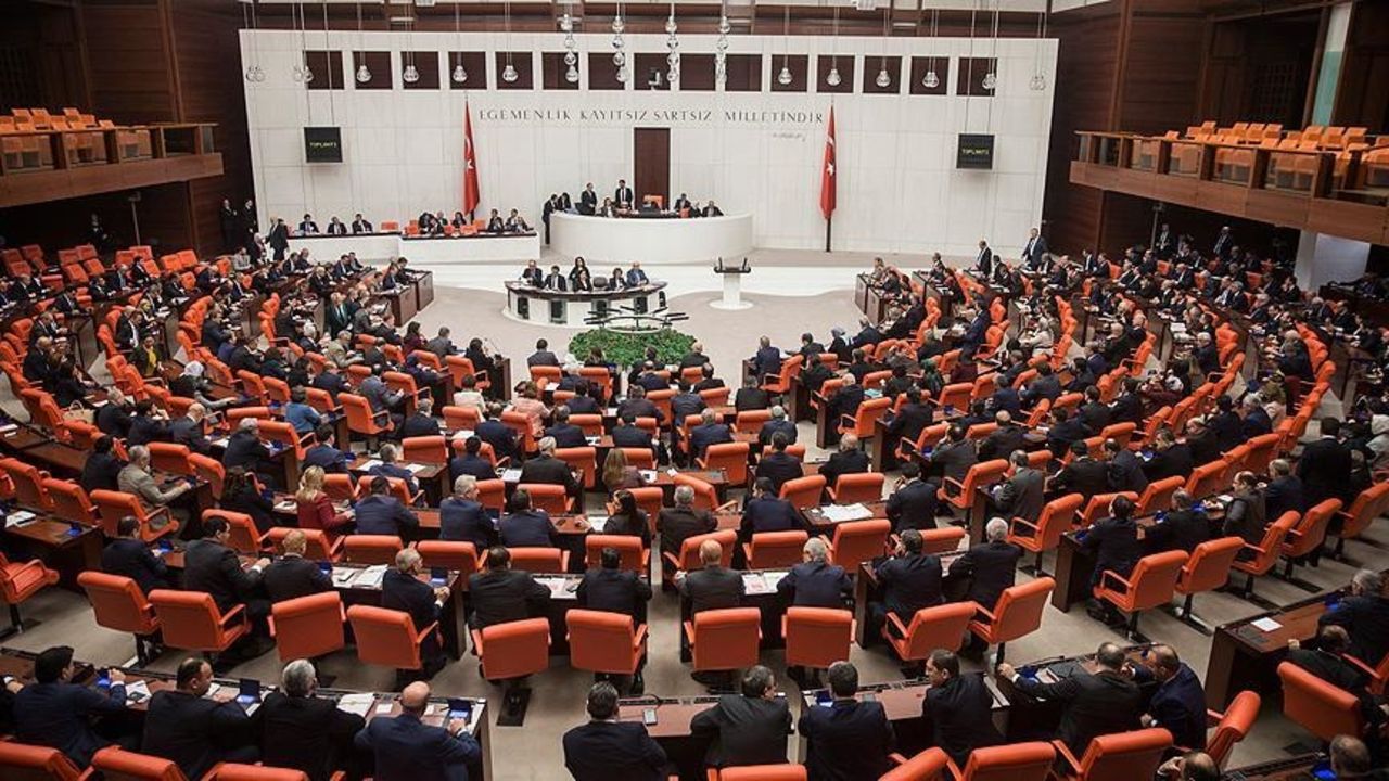 TBMM Terörsüz Türkiye Komisyonu&#039;nda hangi partiden, kaç vekil yer alacak? İsimler belli oluyor