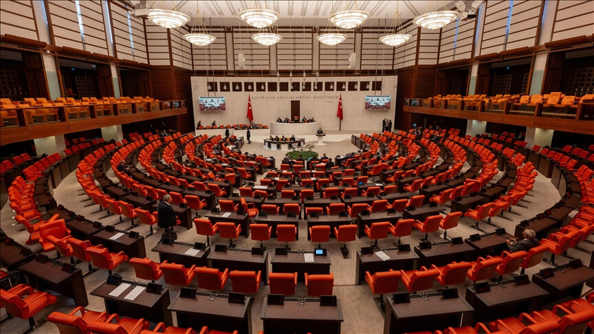 TBMM Terörsüz Türkiye Komisyonu'nda hangi partiden, kaç vekil yer alacak? İsimler belli oluyor TBMM Terörsüz Türkiye Komisyonu'nda hangi partiden, kaç vekil yer alacak? İsimler belli oluyor - 1. Resim