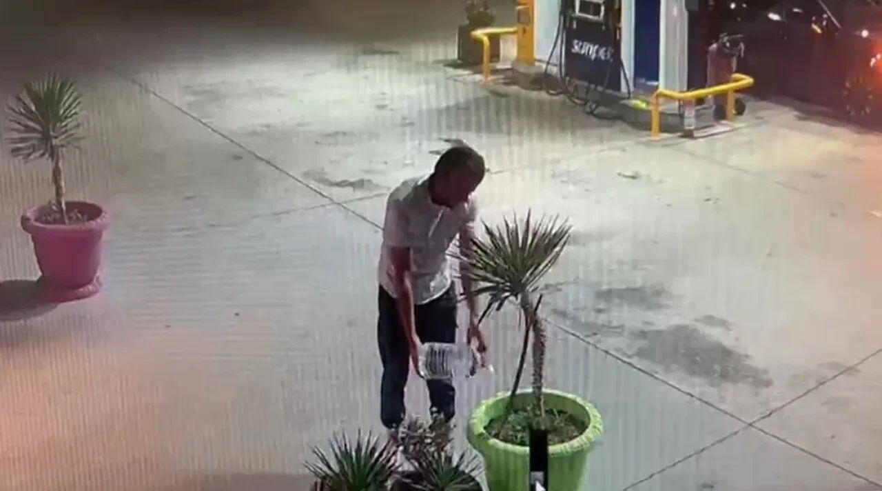 Ufuk Aytekin kimdir? FETÖ'den ihraç edildiği ortaya çıktı Ufuk Aytekin kimdir? FETÖ'den ihraç edildiği ortaya çıktı - 3. Resim