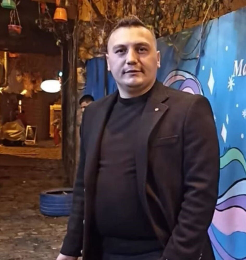 Yeni emekli olmuştu! Devrilen araçtan savrulup hayatını kaybetti Yeni emekli olmuştu! Devrilen araçtan savrulup hayatını kaybetti - 1. Resim