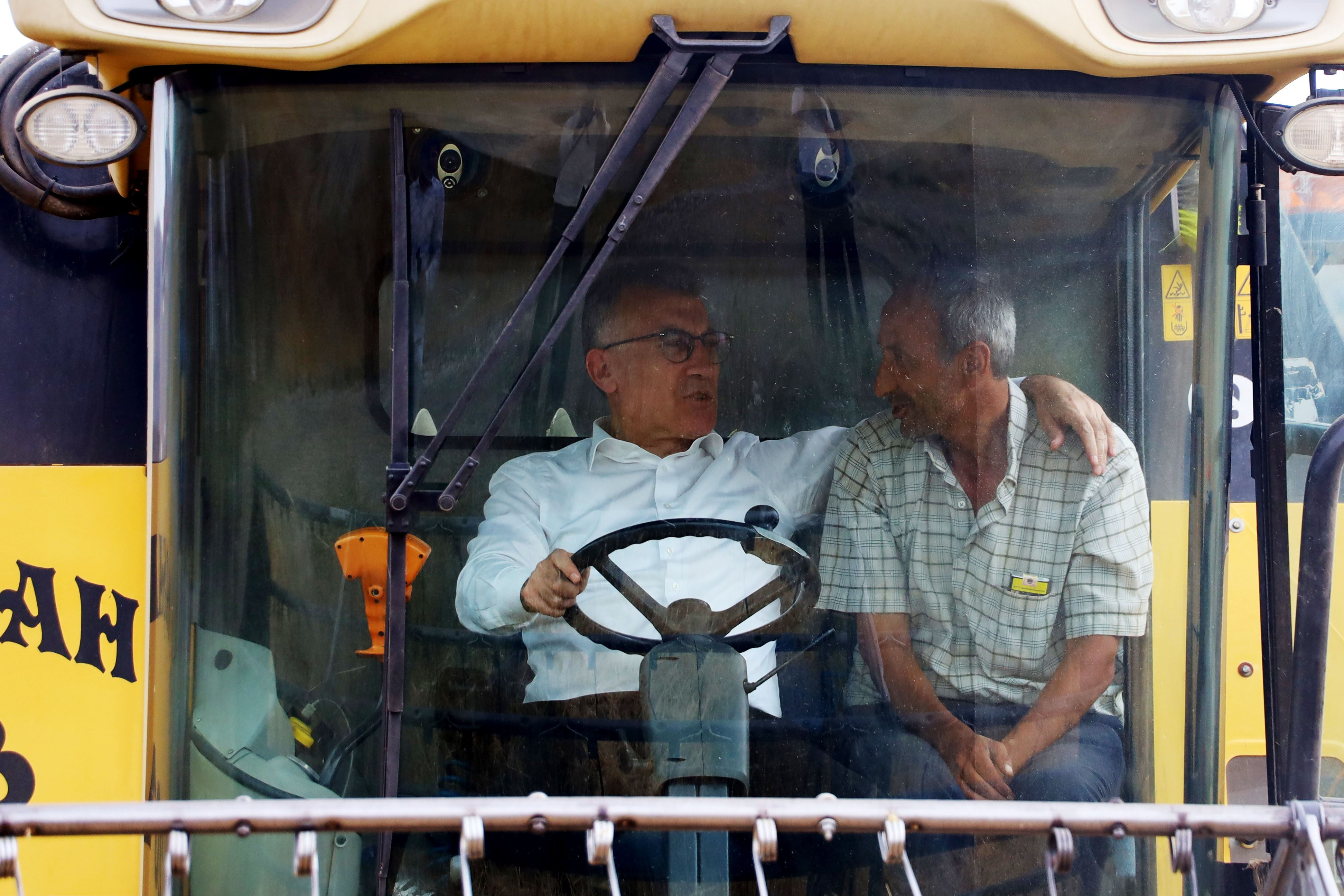 2,5 milyon dekar alana ekildi! Toplamda 1 milyon 200 bin ton ürün hasat edilecek 2,5 milyon dekar alana ekildi! Toplamda 1 milyon 200 bin ton ürün hasat edilecek - 2. Resim