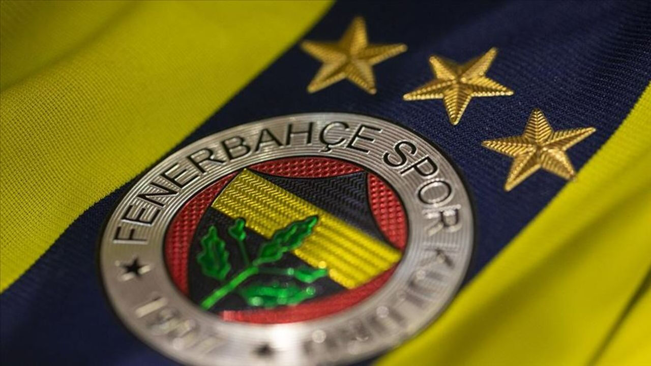 Bir haftada 3 önemli maç! Fenerbahçe kararını verdi: TFF'ye başvuru Bir haftada 3 önemli maç! Fenerbahçe kararını verdi: TFF'ye başvuru - 1. Resim