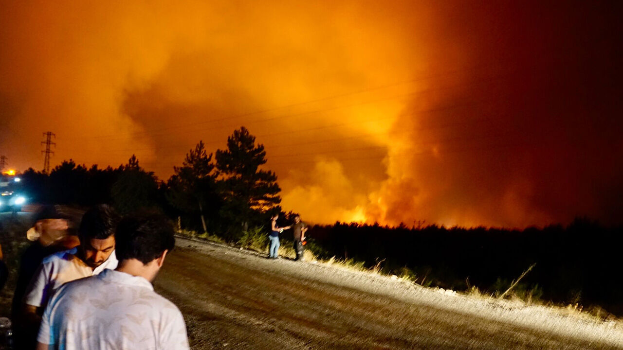 Bakan Yumaklı: Bursa dışındaki bütün orman yangınları kontrol altına alındı Bursa ve Karabük günlerdir yanıyor! Yeni tahliyeler var, işte son durum - 4. Resim