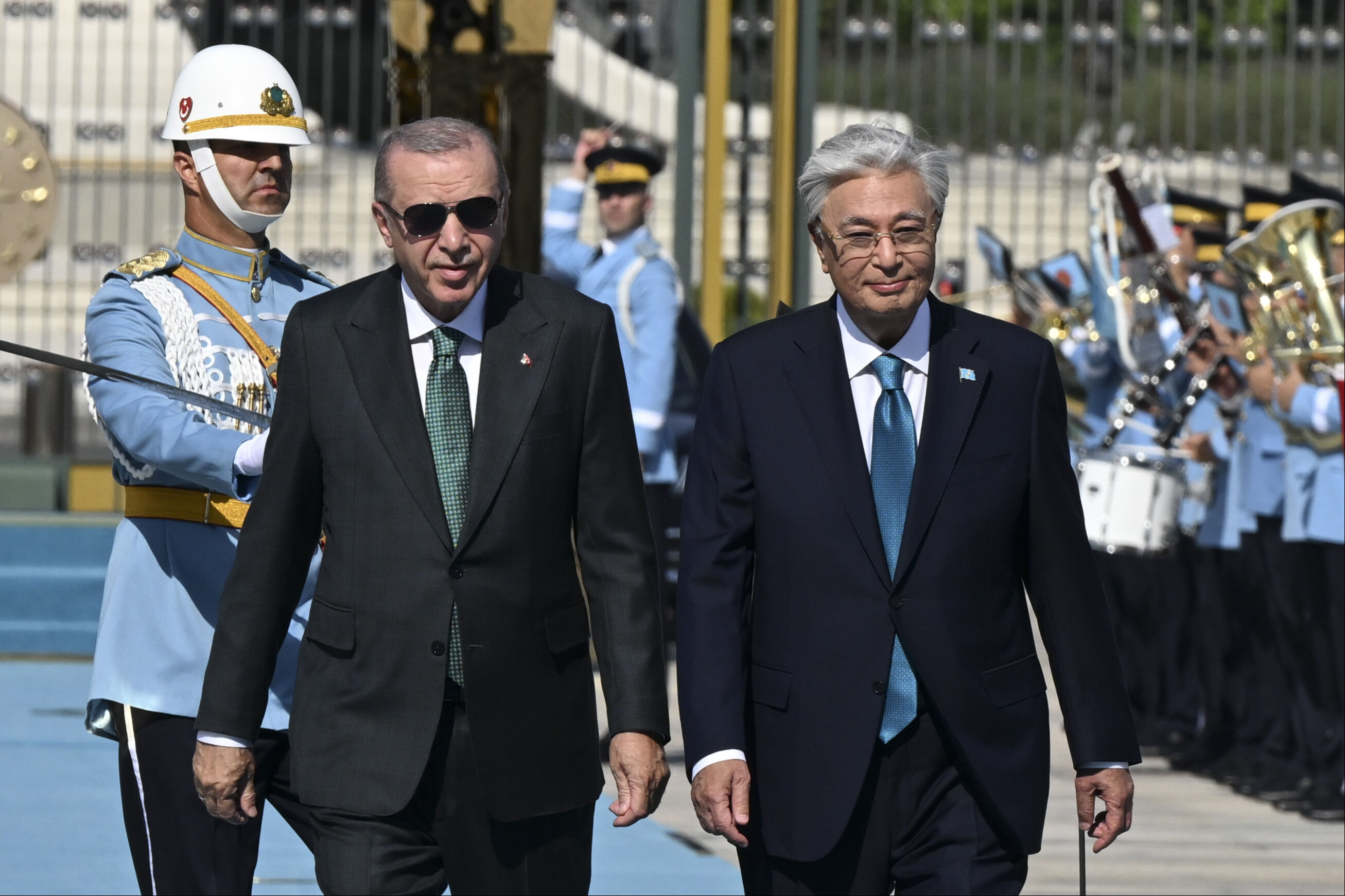 Cumhurbaşkanı Erdoğan, Kazakistan Cumhurbaşkanı Tokayev’i resmi törenle karşıladı Cumhurbaşkanı Erdoğan, Kazakistan Cumhurbaşkanı Tokayev’i resmi törenle karşıladı - 3. Resim