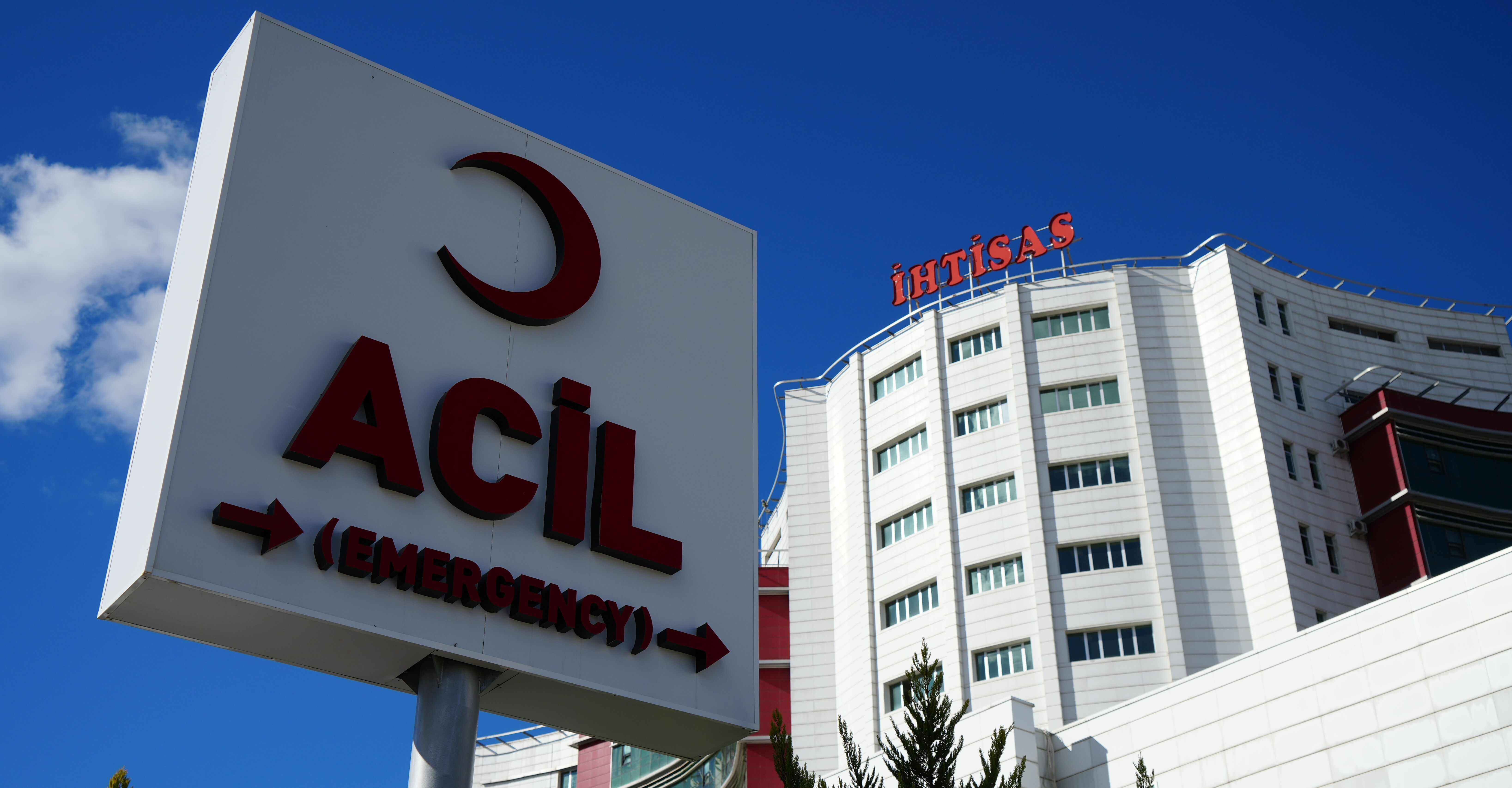 Devlet hastanesinde büyük skandal! 33 memur ve 13 personelin işine son verildi - 2. Resim