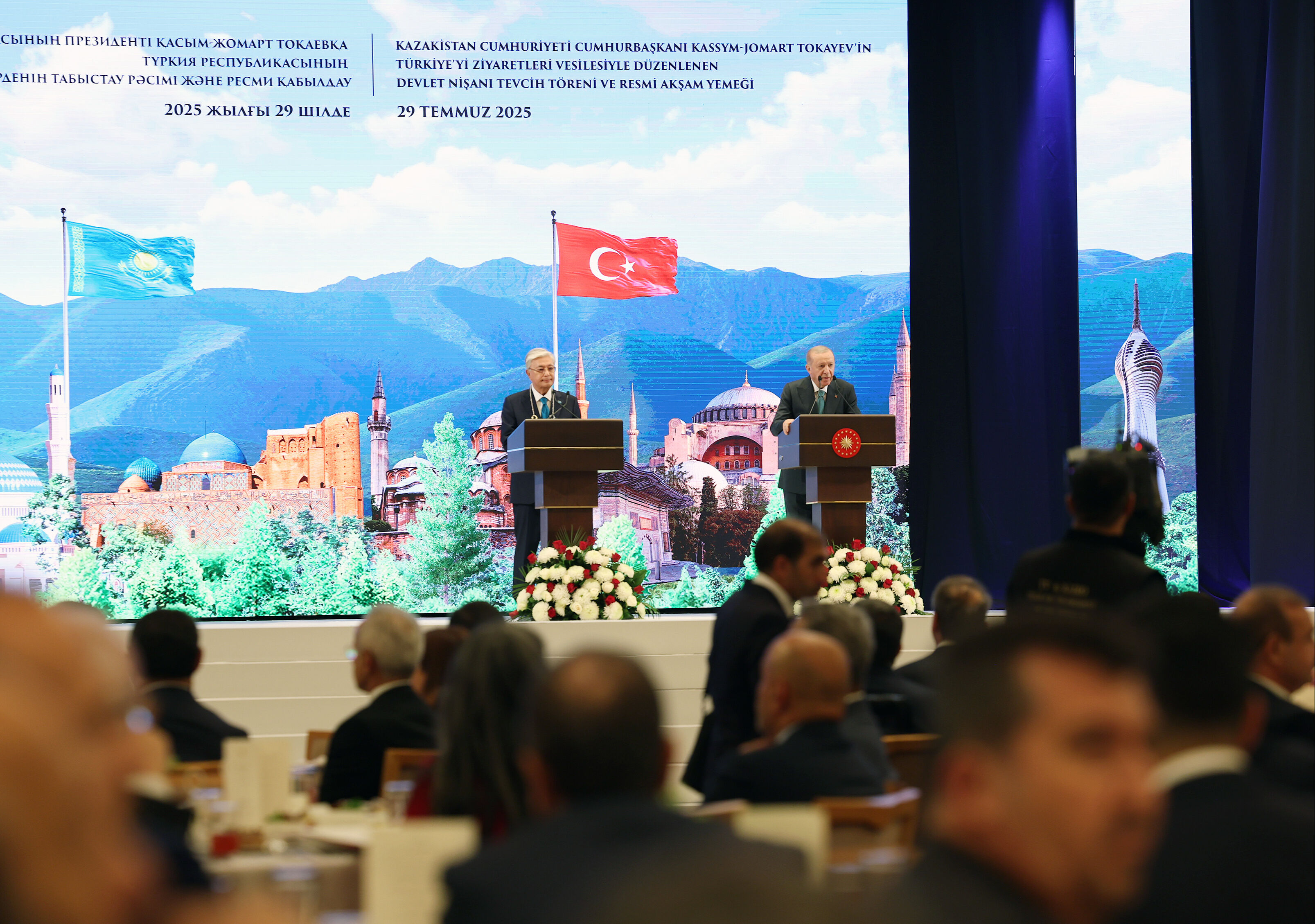Erdoğan Kazakistan Cumhurbaşkanı Tokayev'e devlet nişanı takdim etti - 3. Resim