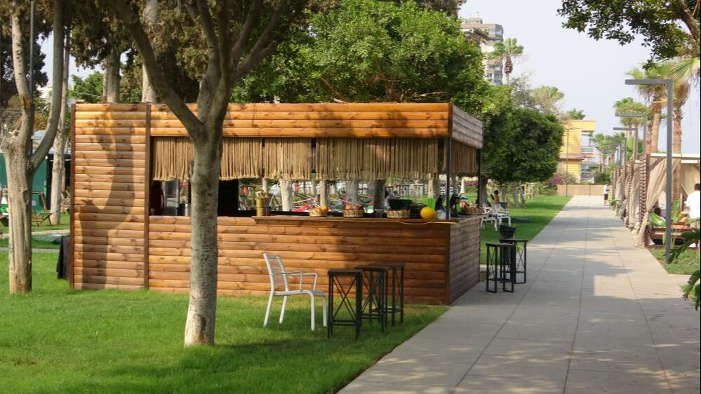 Mersin'de vatandaşı isyan ettiren olay: Halkın plajı halka yasaklandı! Mersin'de vatandaşı isyan ettiren olay: Halkın plajı halka yasaklandı! - 4. Resim