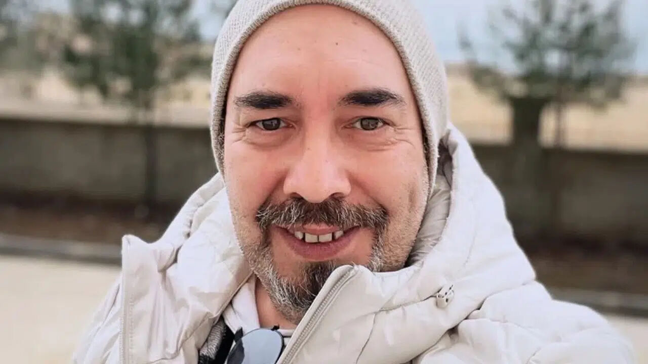 Senarist Şafak Güçlü'den acı haber geldi! Ünlü ismin ölüm sebebi belli oldu Senarist Şafak Güçlü'den acı haber geldi! Ünlü ismin ölüm sebebi belli oldu - 1. Resim