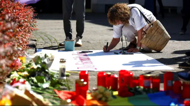 Almanya'da DEAŞ tarafından 4 kişilik Türk aile katledilmişti! Kundak faciasında karar çıktı Almanya'da DEAŞ tarafından 4 kişilik Türk aile katledilmişti! Kundak faciasında karar çıktı - 1. Resim