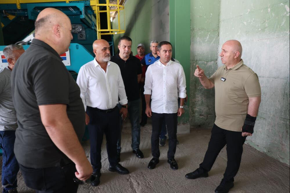 Darıca Belediyesi harekete geçti! İlçeye kurulacak, çöpler paraya dönüşecek Darıca'ya 70 ton atık kapasiteli geri dönüşüm tesisi kuracak, çöpler paraya dönüşecek - 3. Resim