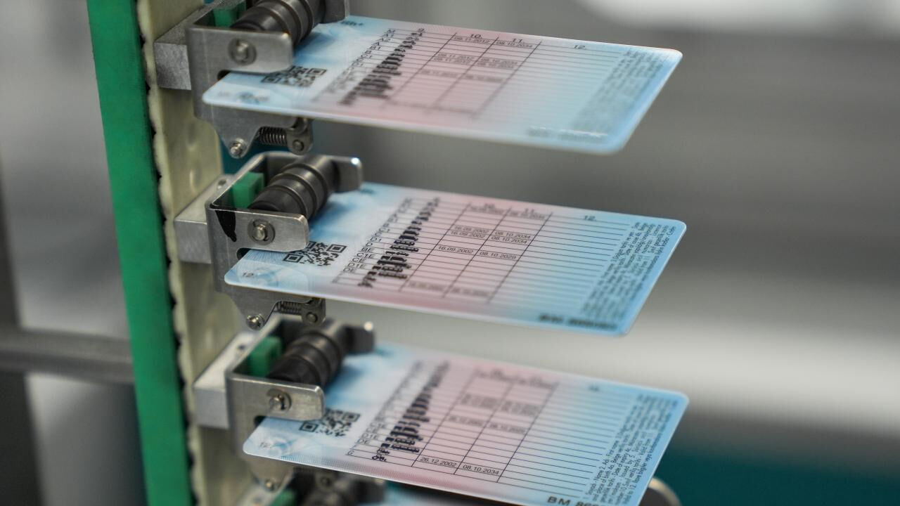 Ehliyet yenileme süresi uzatılacak mı, son başvuru tarihi hangi gün? Ehliyet yenileme süresi uzatılacak mı, son başvuru tarihi hangi gün? - 2. Resim