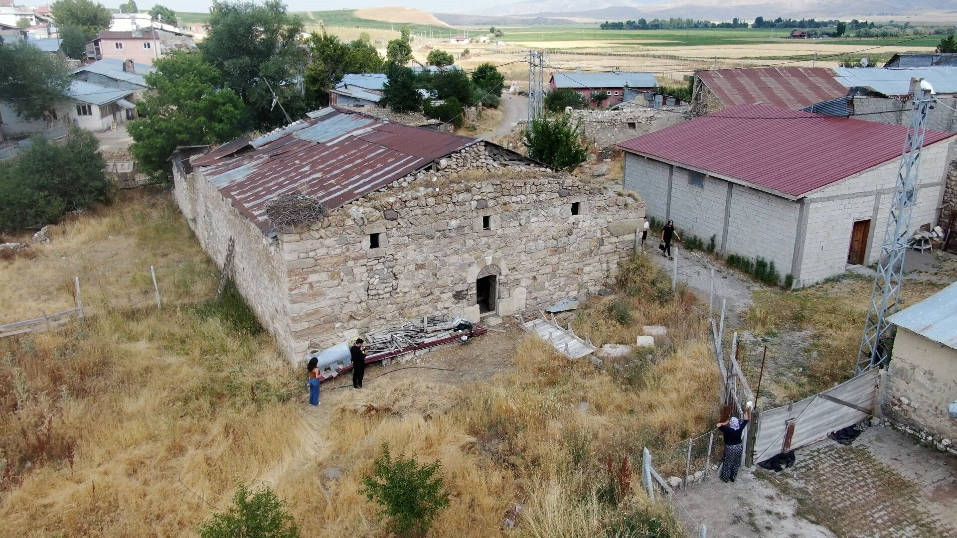 Göydün köyünde 100 milyon liraya satışa çıktı! Görmek isteyen çok, gören az... Göydün köyünde 100 milyon liraya satışa çıktı! Görmek isteyen çok, gören az... - 3. Resim