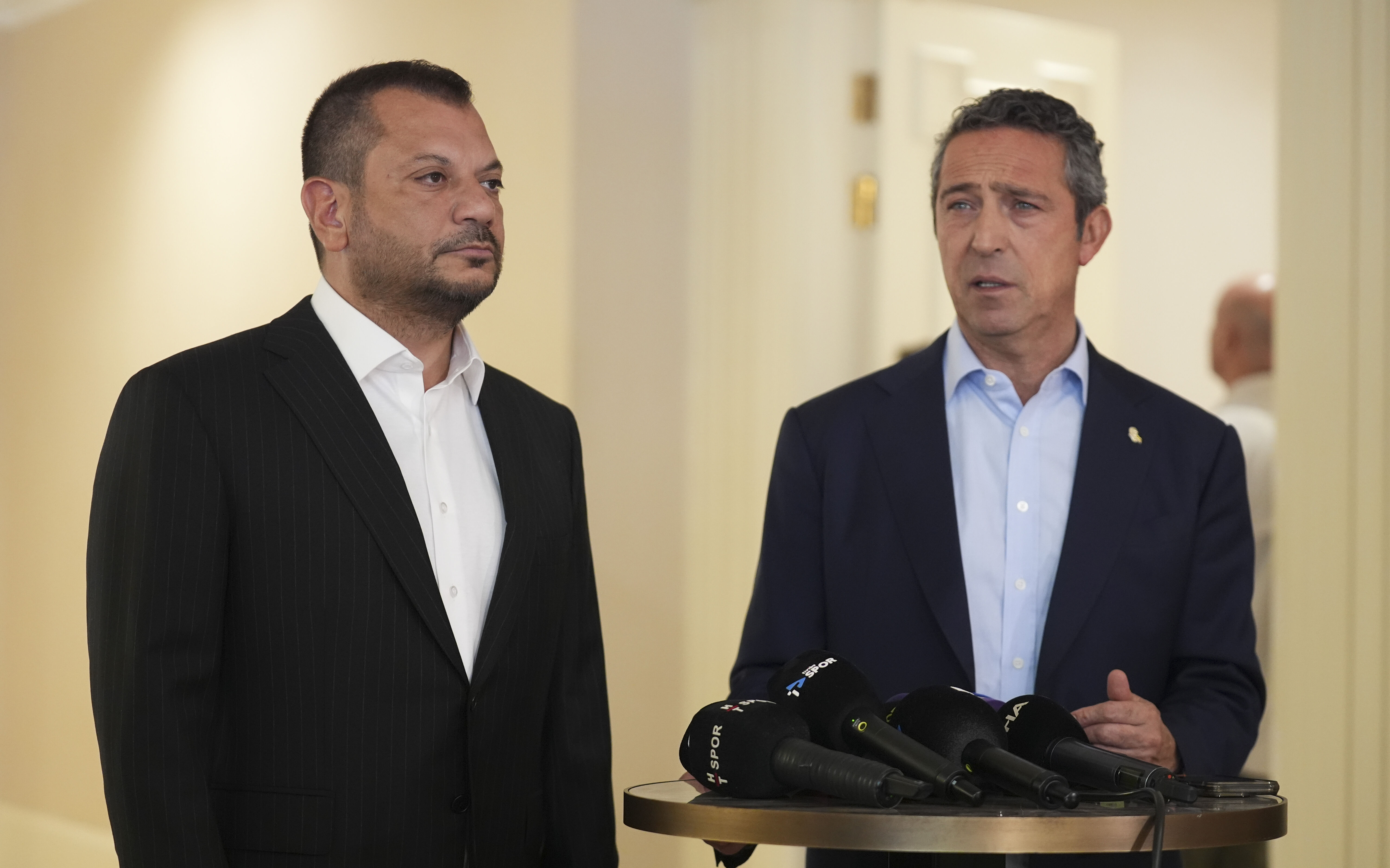 Kulüpler Birliği başkanlığını Koç'un yerine Doğan üstlendi! Devir teslim Kulüpler Birliği başkanlığını Koç'un yerine Doğan üstlendi! Devir teslim - 2. Resim