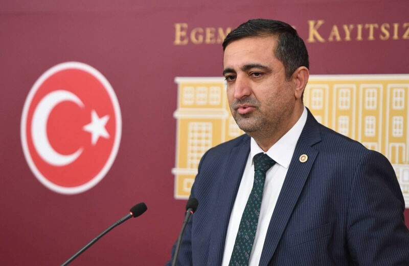 Meclis'teki partiden dikkat çeken öneri: 25 yıl evli kalan anneler emekli olsun - 1. Resim