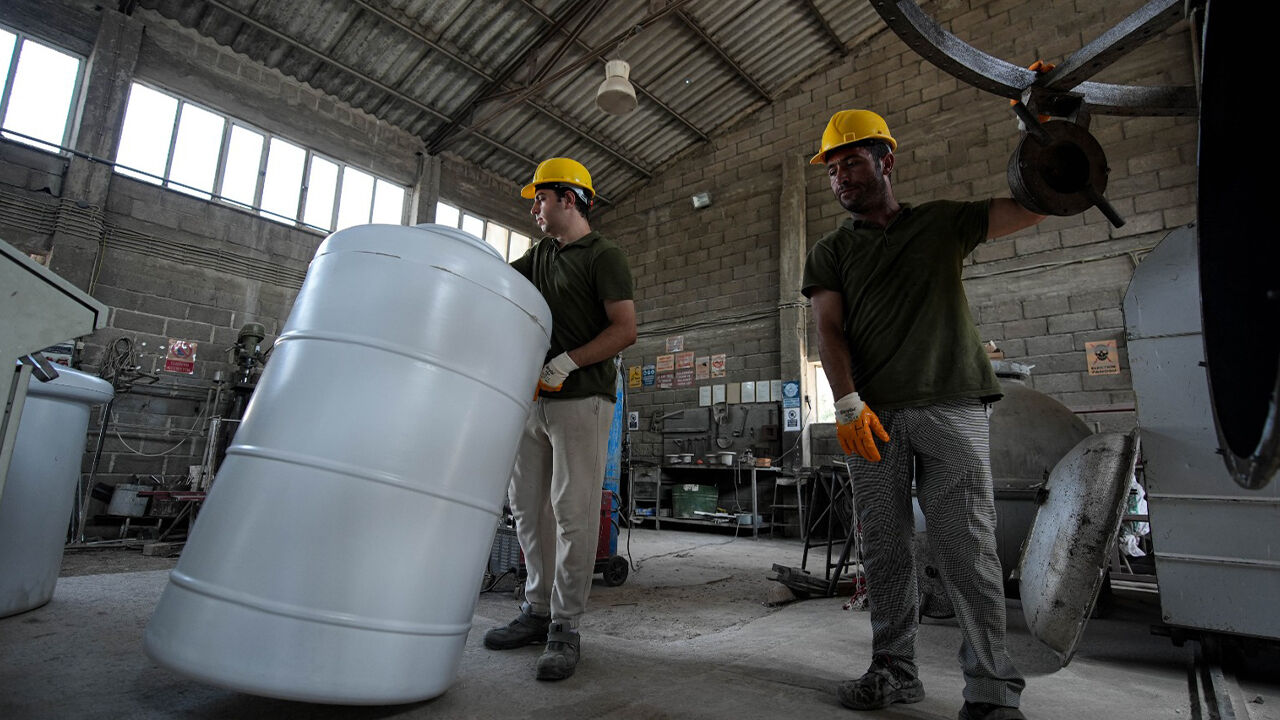 Bir anda herkes aynı şeyi almaya başladı! Fabrikalar talebe yetişemiyor Bir anda herkes aynı şeyi almaya başladı! Fabrikalar talebe yetişemiyor - 1. Resim