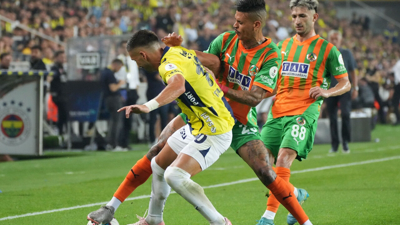 Fenerbahçe Alanyaspor maçı ertelendi mi? Süper Lig yeni sezon karşılaşmasında geri sayım - 1. Resim