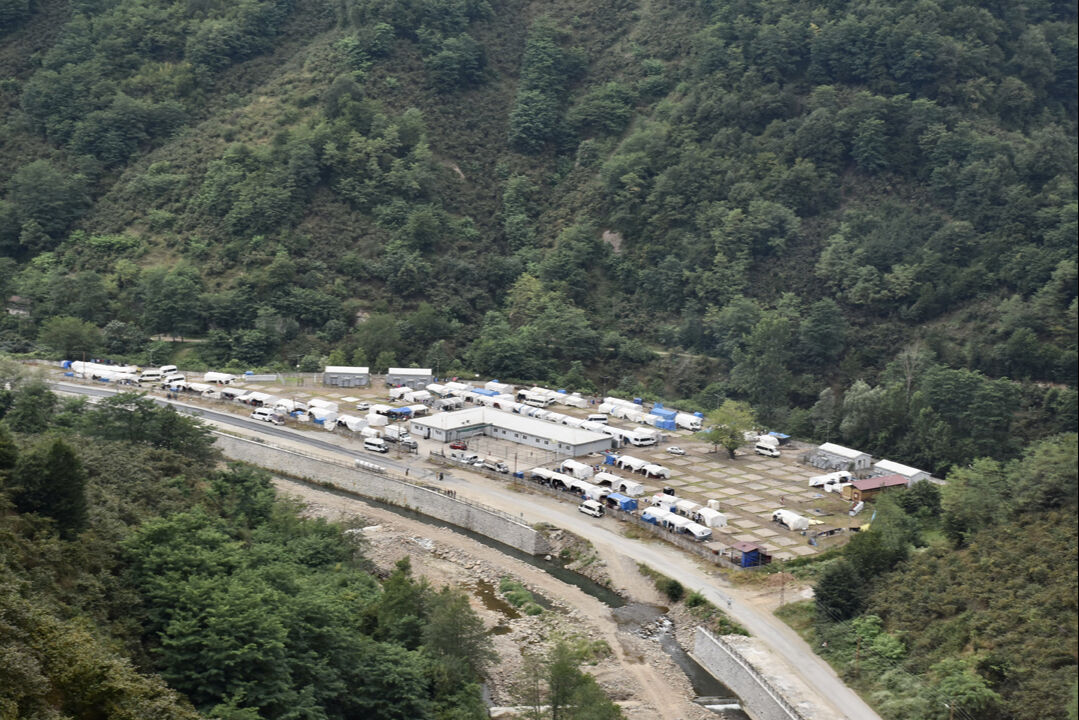 Hepsi gelmeye başladı! 12 senedir bu işi yapıyorlar... 18 gün için memleketlerini terk ettiler Hepsi gelmeye başladı! 12 senedir bu işi yapıyorlar... 18 gün için memleketlerini terk ettiler - 2. Resim