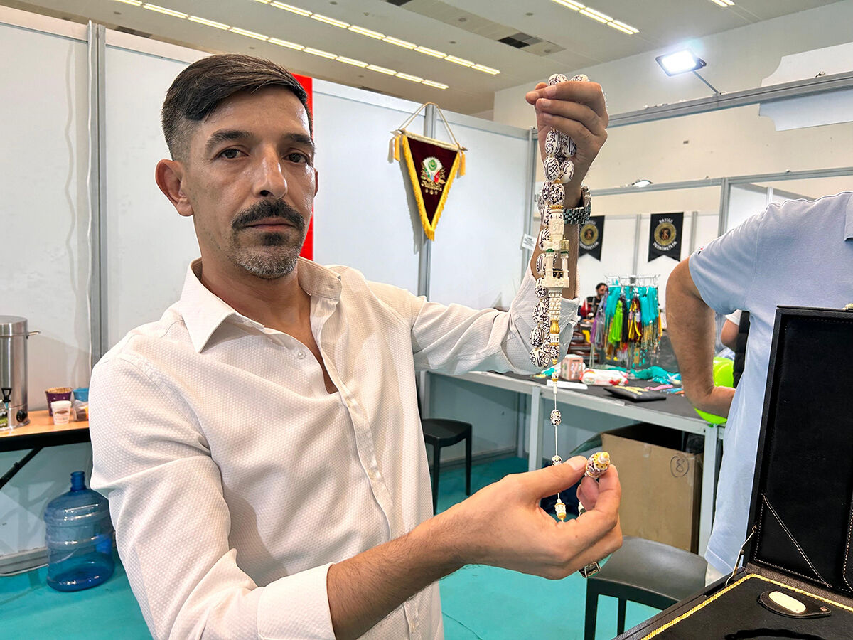 Namaz vakitlerine özel yaptırdı! Sultan Abdülhamid'in saati satışa çıkarıldı Namaz vakitlerini buradan takip ediyordu! Sultan Abdülhamid'in saati satışa çıkarıldı - 6. Resim