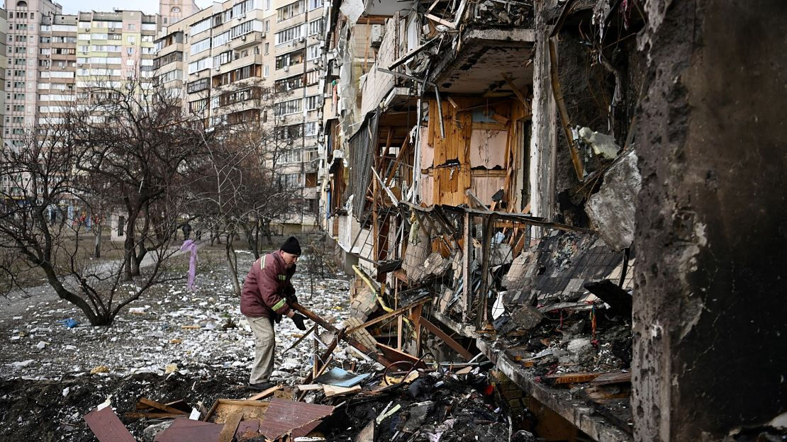 Rusya'dan Kiev'e füze yağmuru! Çok sayıda kişi hayatını kaybetti - 2. Resim