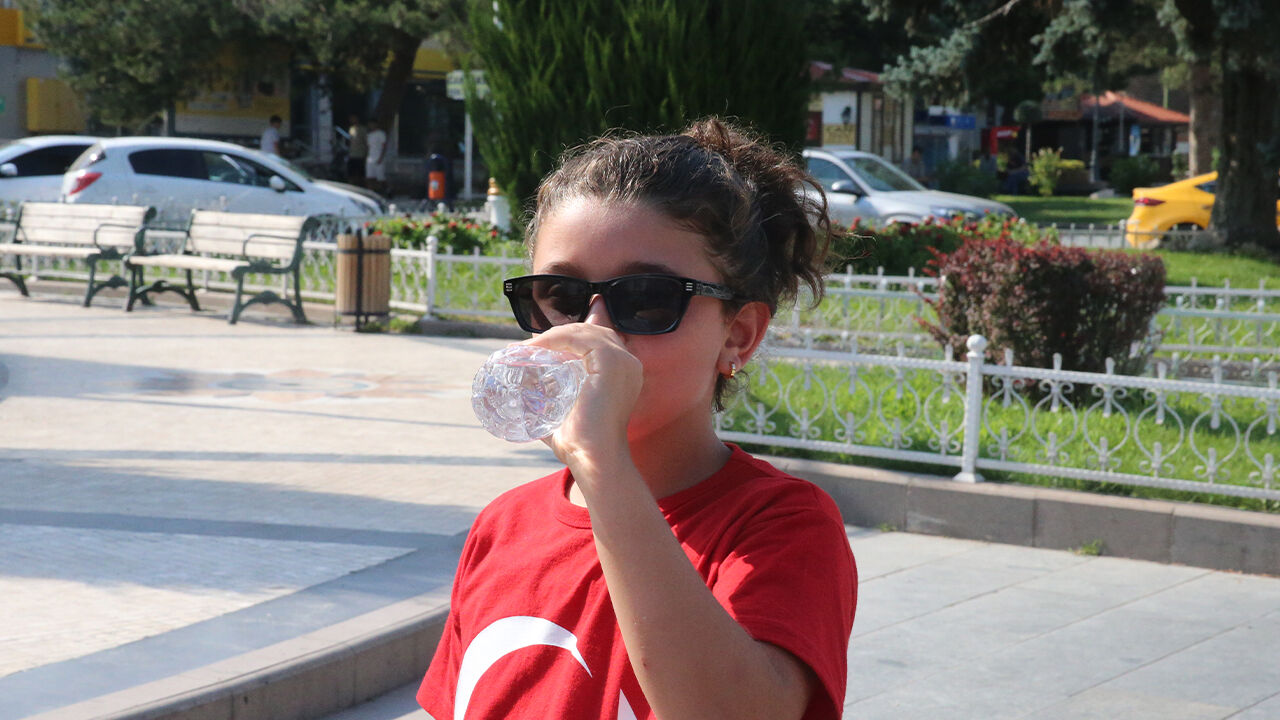 'Serinleten' haber geldi! 3 günlük sağanak alarmı: İşte bölge bölge hava durumu - 1. Resim