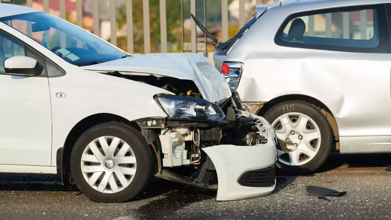 Trafik kazası sonrası hemen arıyorlar! Kan emici dolandırıcıların bu oyununa sakın aldanmayın Trafik kazası sonrası hemen arıyorlar! Kan emici dolandırıcıların bu oyununa sakın aldanmayın