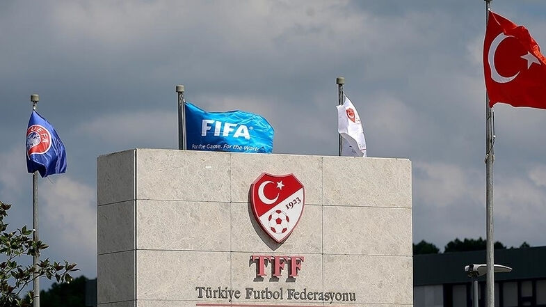 Türk futbol severleri sevindirecek haber! TFF duyurdu, zorunluluk kalktı Türk futbol severleri sevindirecek haber! TFF duyurdu, zorunluluk kalktı - 1. Resim