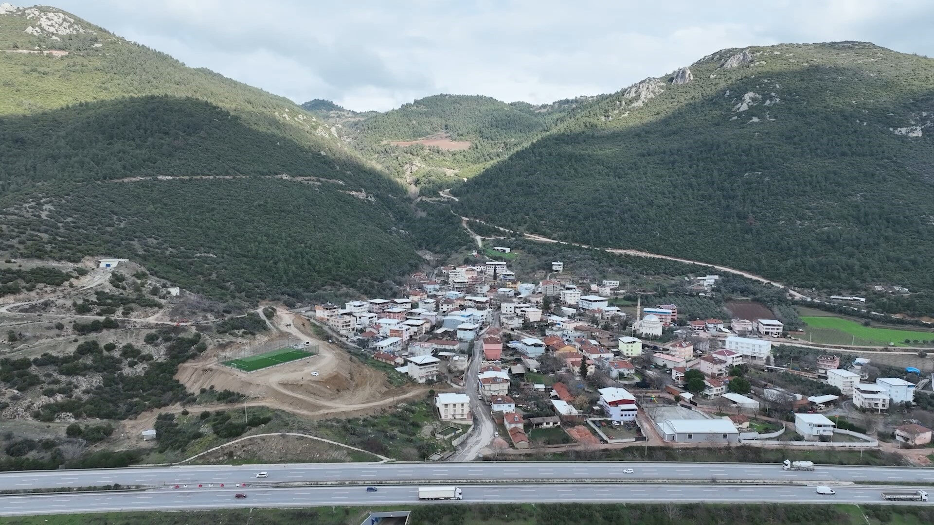 Yeşil Bursa, kara toprağa döndü... Gürsu'yu şimdi görenler 'ah' çekti - 1. Resim