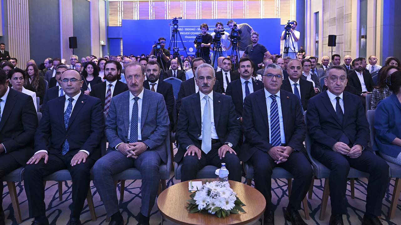 2,5 saatlik yol 18 dakikaya inecek! Proje tamamlandığında yıllık 2 milyar lira tasarruf sağlanacak 2,5 saatlik yol 18 dakikaya inecek! Proje tamamlandığında yıllık 2 milyar lira tasarruf sağlanacak - 1. Resim